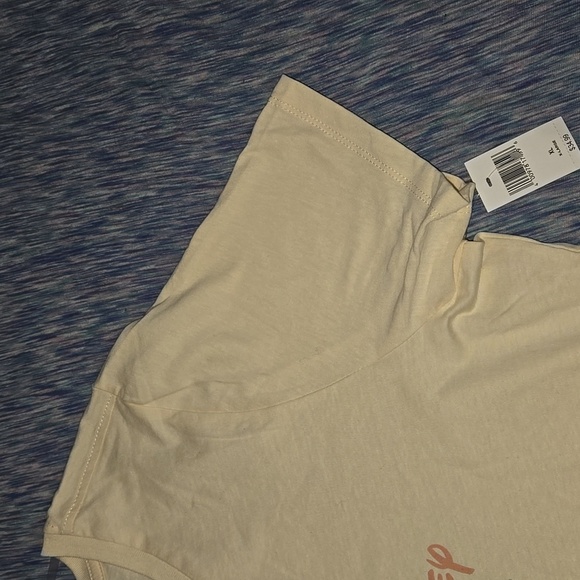 Disney Women's T-Shirt Yellow Size XL NWT - Picture 4 of 8